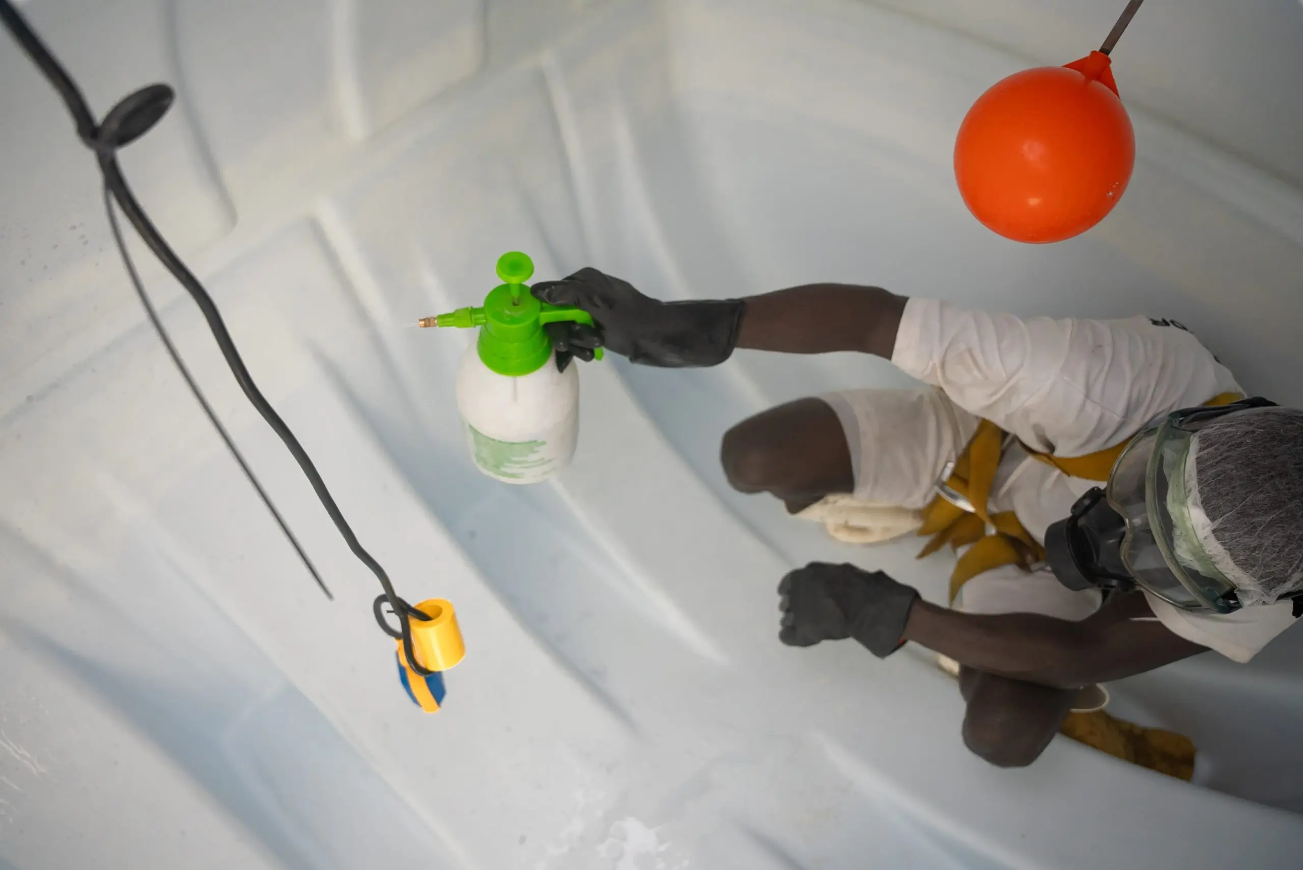 شركة تنظيف خزانات بخليص